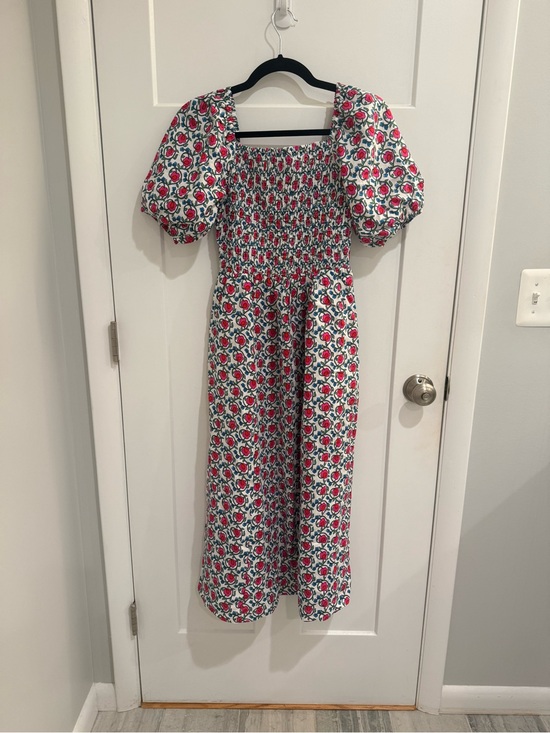 Boden Dresses & Skirts - Boden Pink Floral Smocked Midi Dress with Pockets!